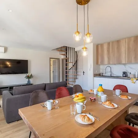 Brp Center, Floor Luxurious I, 4 Bedrooms+3 Bathrooms