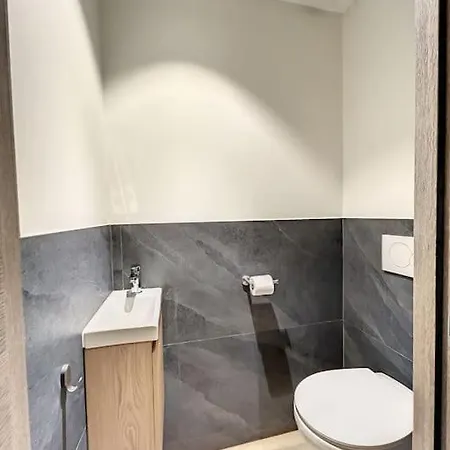 Brp Center, Floor Luxurious I, 4 Bedrooms+3 Bathrooms Appartamento *