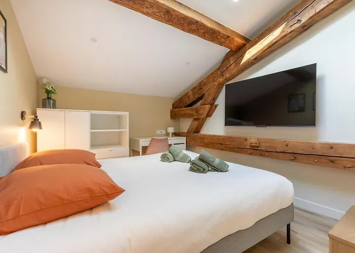 Lägenhet Brp Center, Floor Luxurious I, 4 Bedrooms+3 Bathrooms
