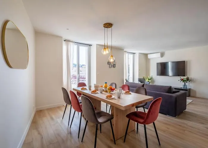 Brp Center, Floor Luxurious I, 4 Bedrooms+3 Bathrooms Lägenhet Cannes